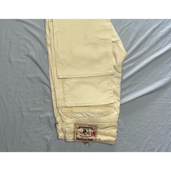 True Religion 'Ricky' Micro Corduroy Flap Pocket Jeans, Pants. Yellow, 33X33.5 - Picture 4 of 8